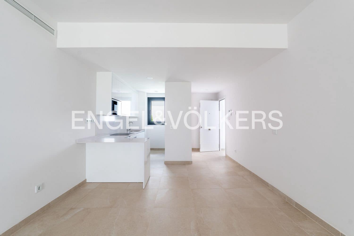 2 sovrum Lägenhet till salu i Estepona med pool garage - 650 000 € (Ref: 9912522)