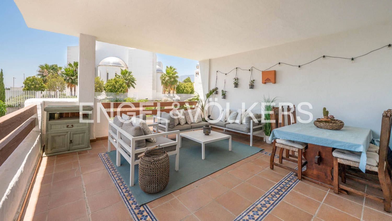 3 sypialnia Apartament na sprzedaż w Estepona z basenem garażem - 479 000 € (Ref: 9915261)