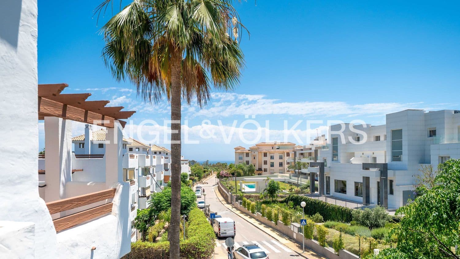 3 sypialnia Apartament na sprzedaż w Estepona z basenem garażem - 479 000 € (Ref: 9915261)