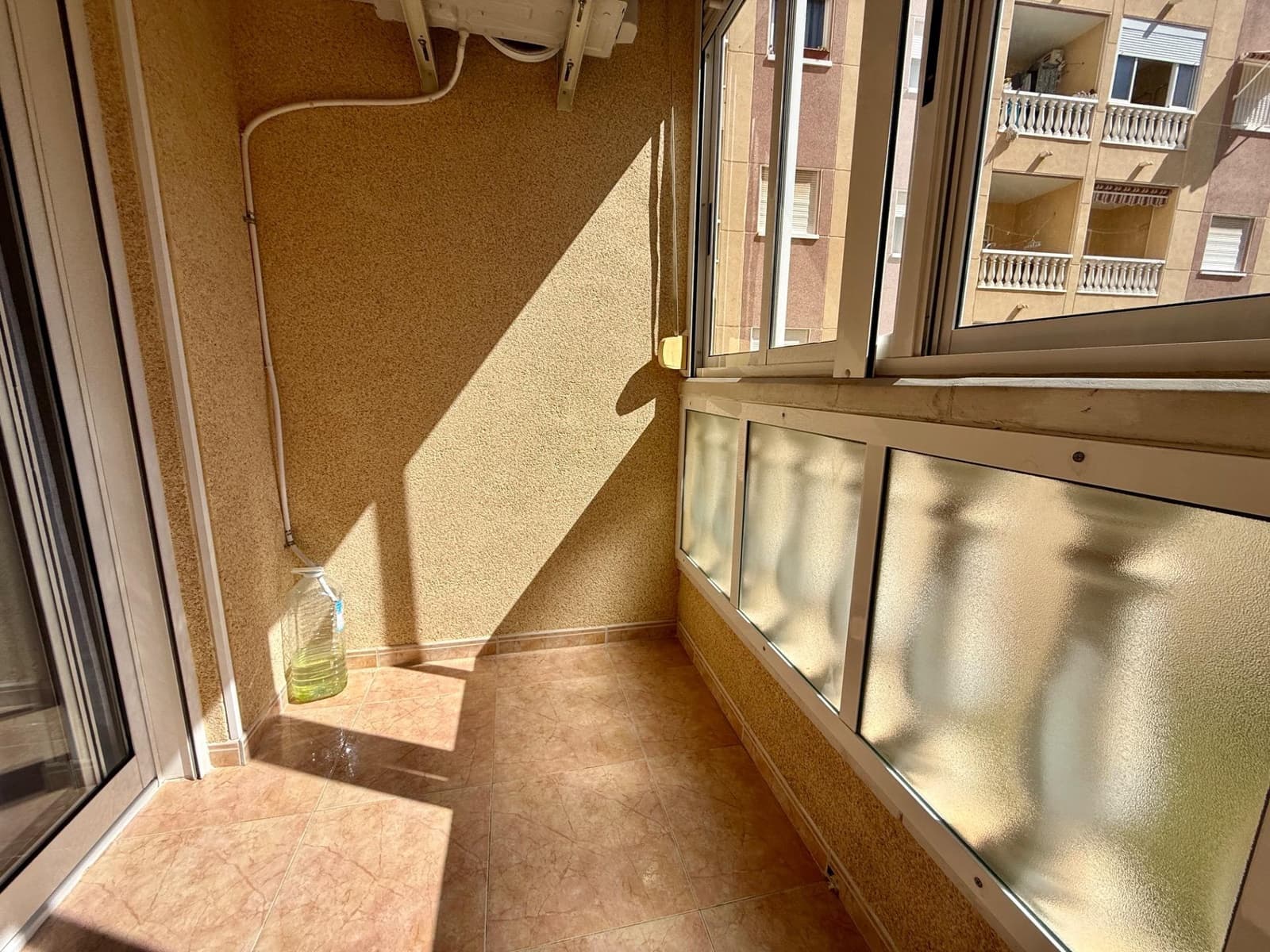 2 soverom Leilighet til salgs i Torrevieja med svømmebasseng - € 179 990 (Ref: 9759559)