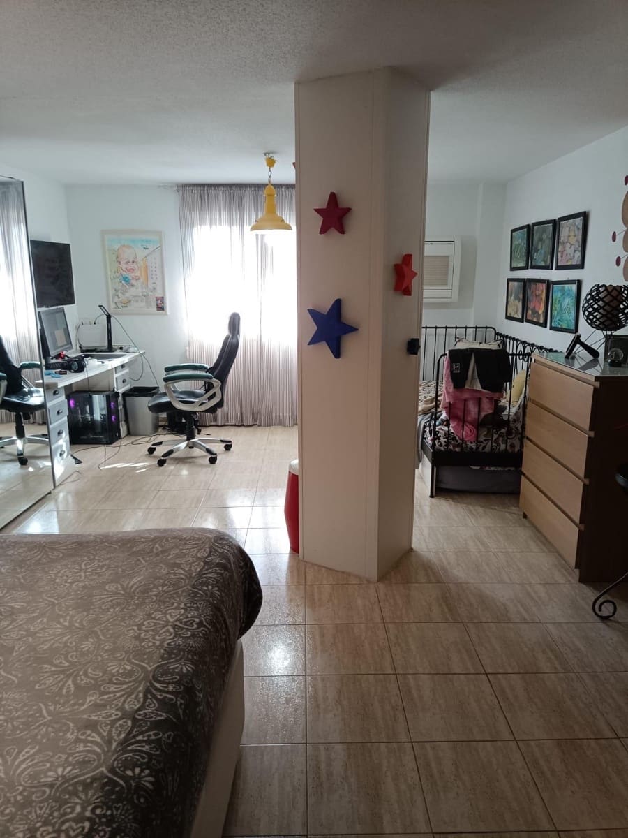 4 soverom Leilighet til salgs i Torrevieja med garasje - € 259 000 (Ref: 9759565)