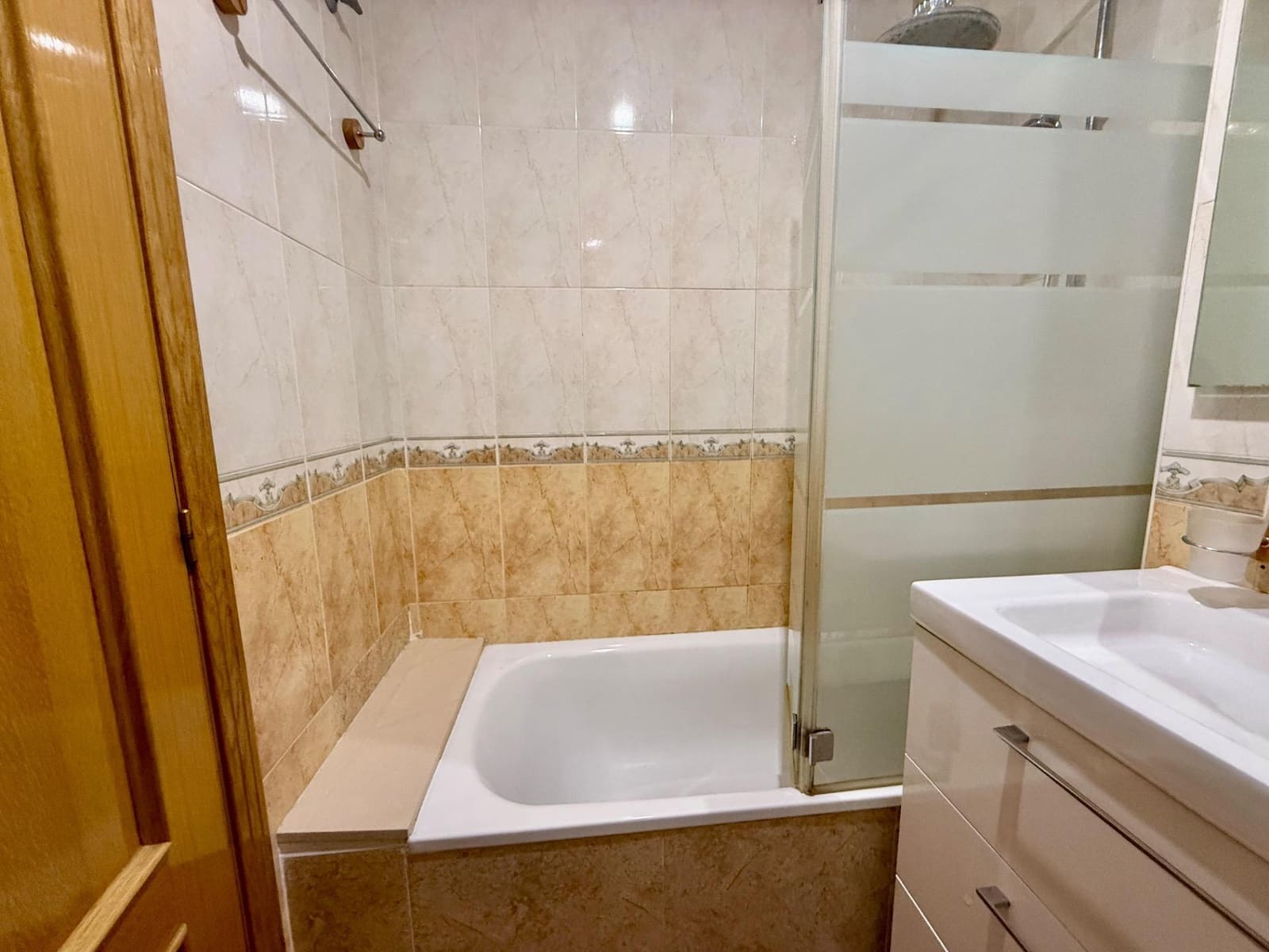 2 soverom Leilighet til salgs i Torrevieja - € 147 000 (Ref: 9759567)