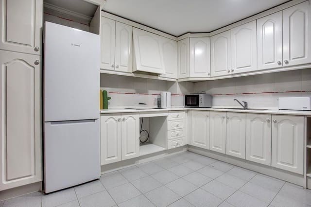 4 chambre Appartement à vendre à Centro, Torrevieja - 229 900 € (Ref: 9759570)