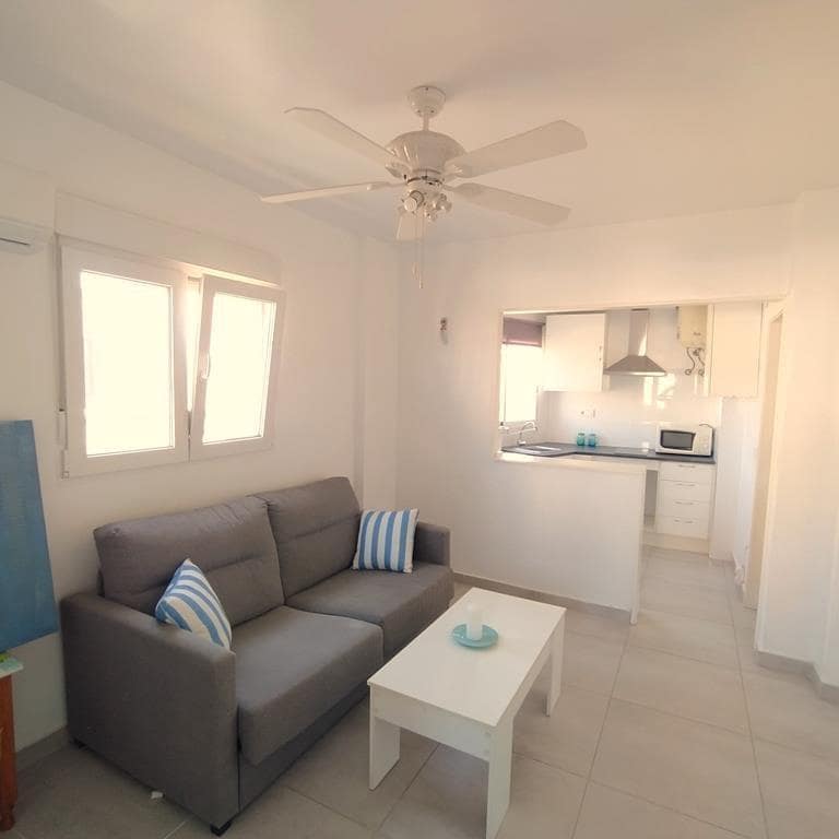 1 soverom Leilighet til salgs i Torrevieja - € 95 000 (Ref: 9759573)