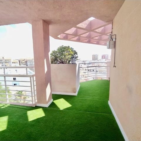 2 soverom Penthouse til salgs i Centro, Torrevieja - € 195 000 (Ref: 9759579)