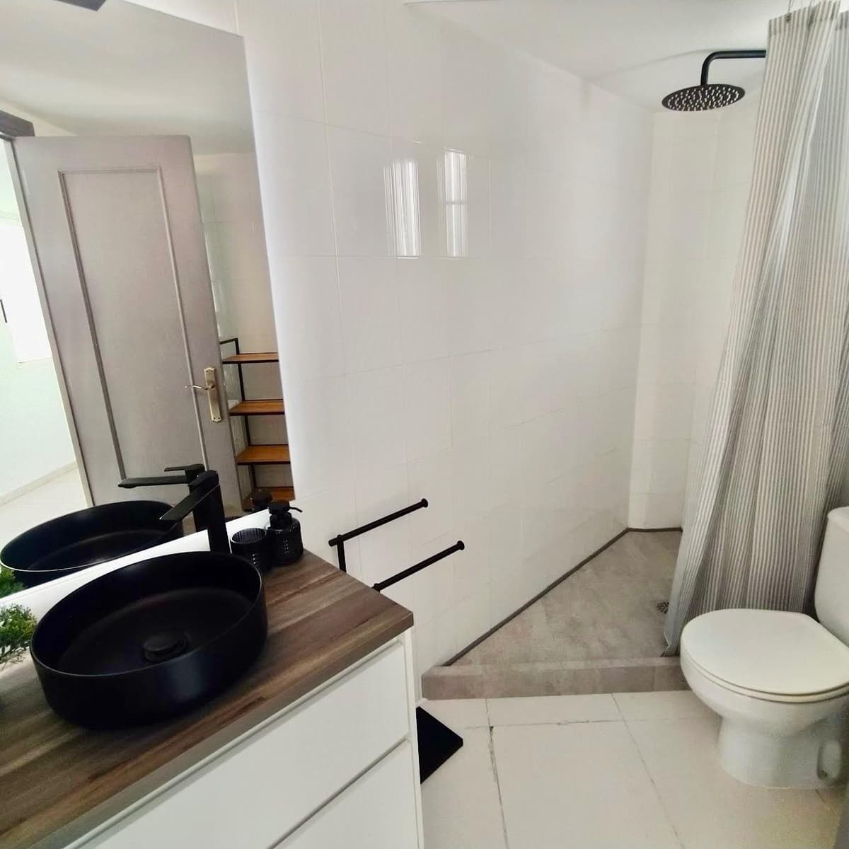 2 soverom Penthouse til salgs i Torrevieja - € 195 000 (Ref: 9759579)