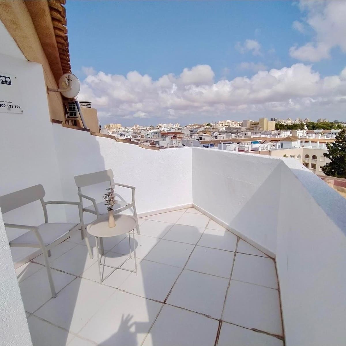 2 soverom Penthouse til salgs i Torrevieja - € 195 000 (Ref: 9759579)