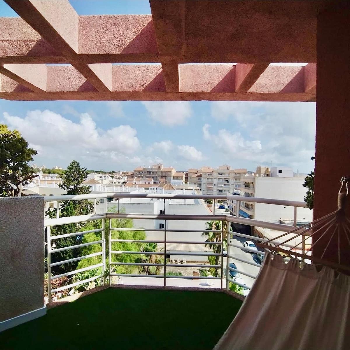 2 soverom Penthouse til salgs i Torrevieja - € 195 000 (Ref: 9759579)