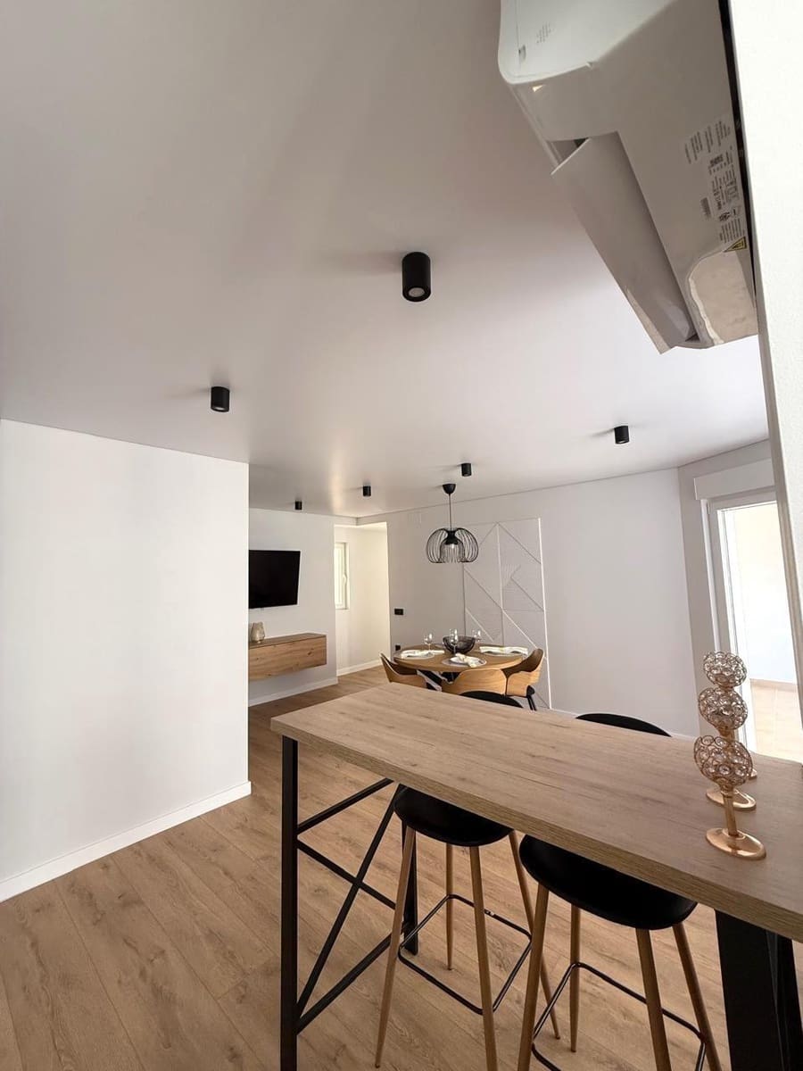 3 soveværelse Lejlighed til salg i Torrevieja - € 239.900 (Ref: 9759580)