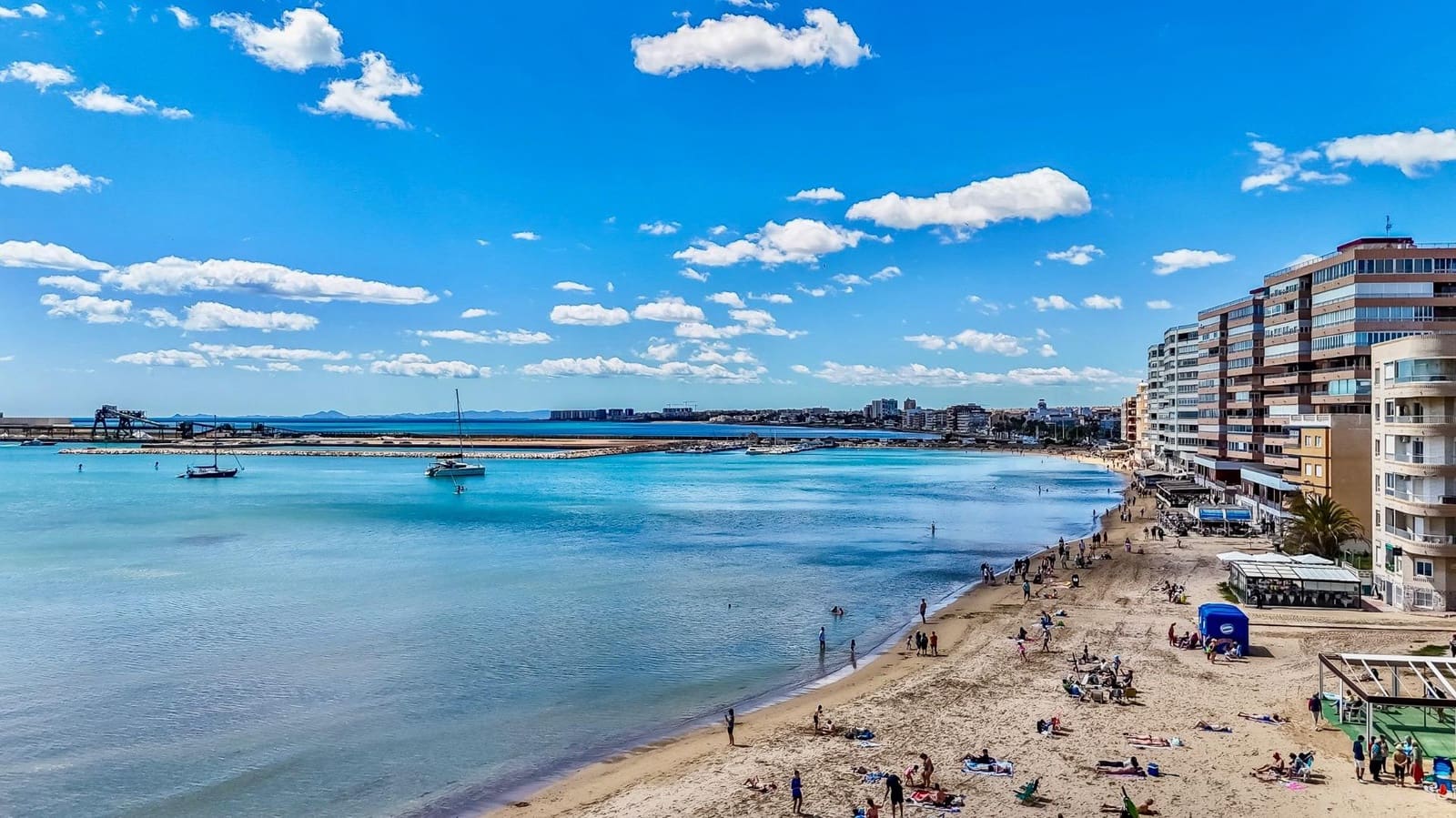 3 slaapkamer Appartement te koop in Torrevieja - € 165.000 (Ref: 9778079)