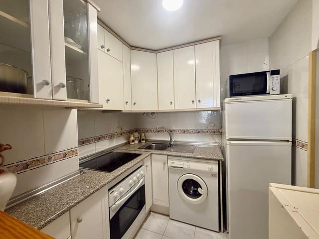 1 chambre Appartement à vendre à Los Europeos, Torrevieja avec garage - 154 900 € (Ref: 9780504)