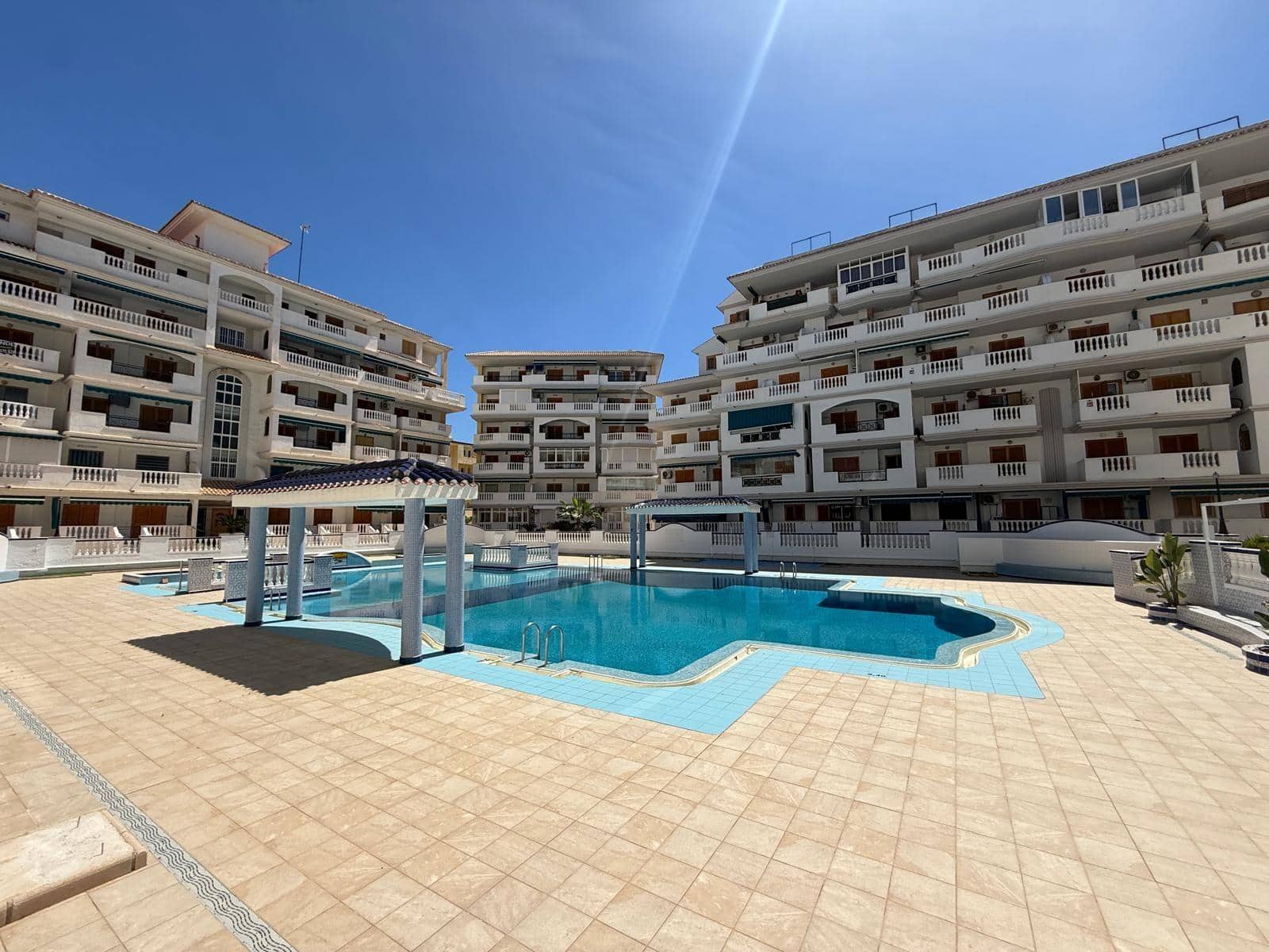 1 soveværelse Lejlighed til salg i La Mata med garage - € 149.000 (Ref: 9780504)