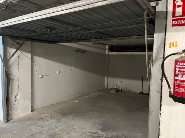 Garagem para venda em Aguas Nuevas, Torrevieja - 16 900 € (Ref: 9780505)