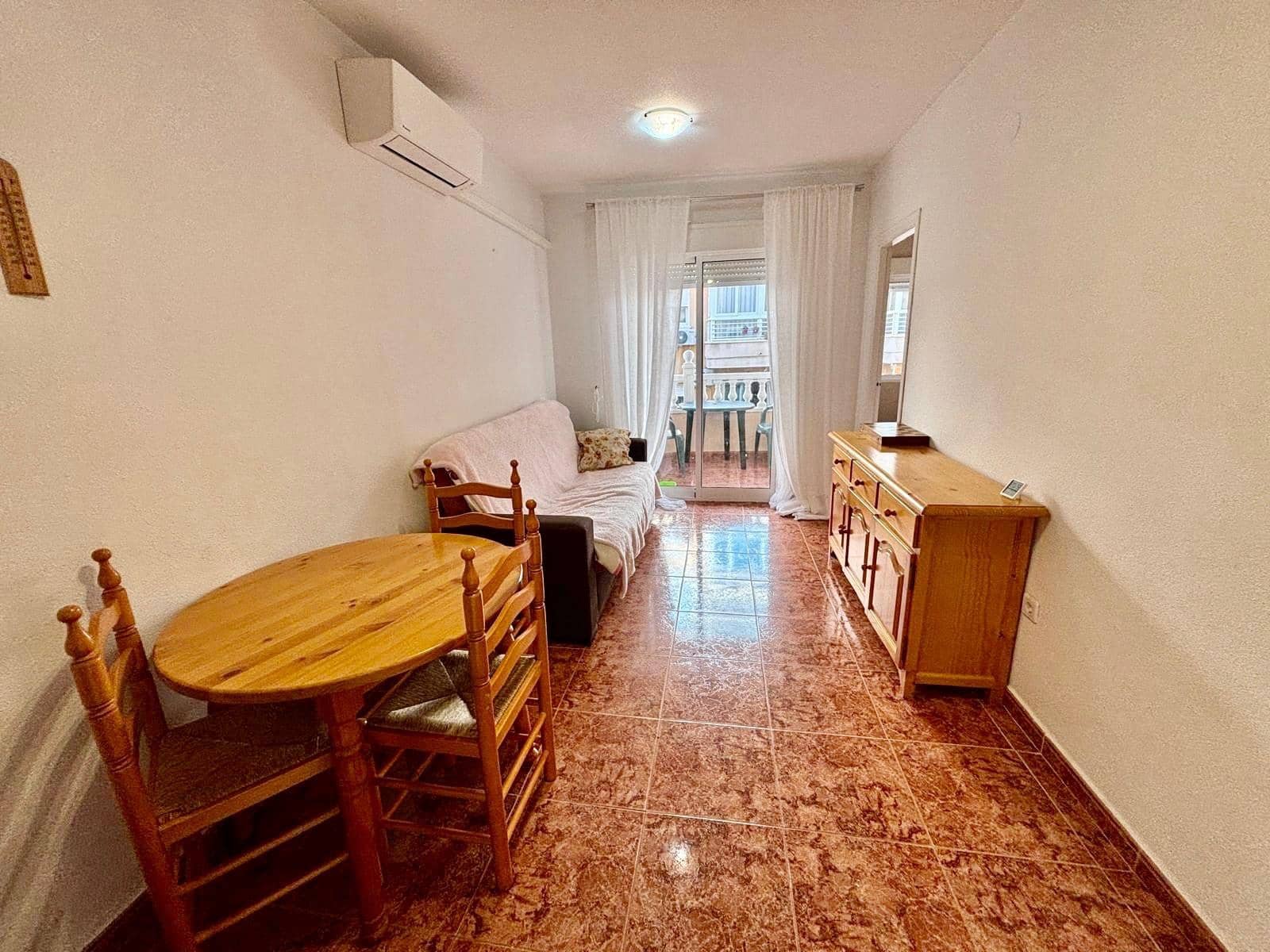 2 bedroom Apartment for sale in Torrevieja - € 120,000 (Ref: 9791007)