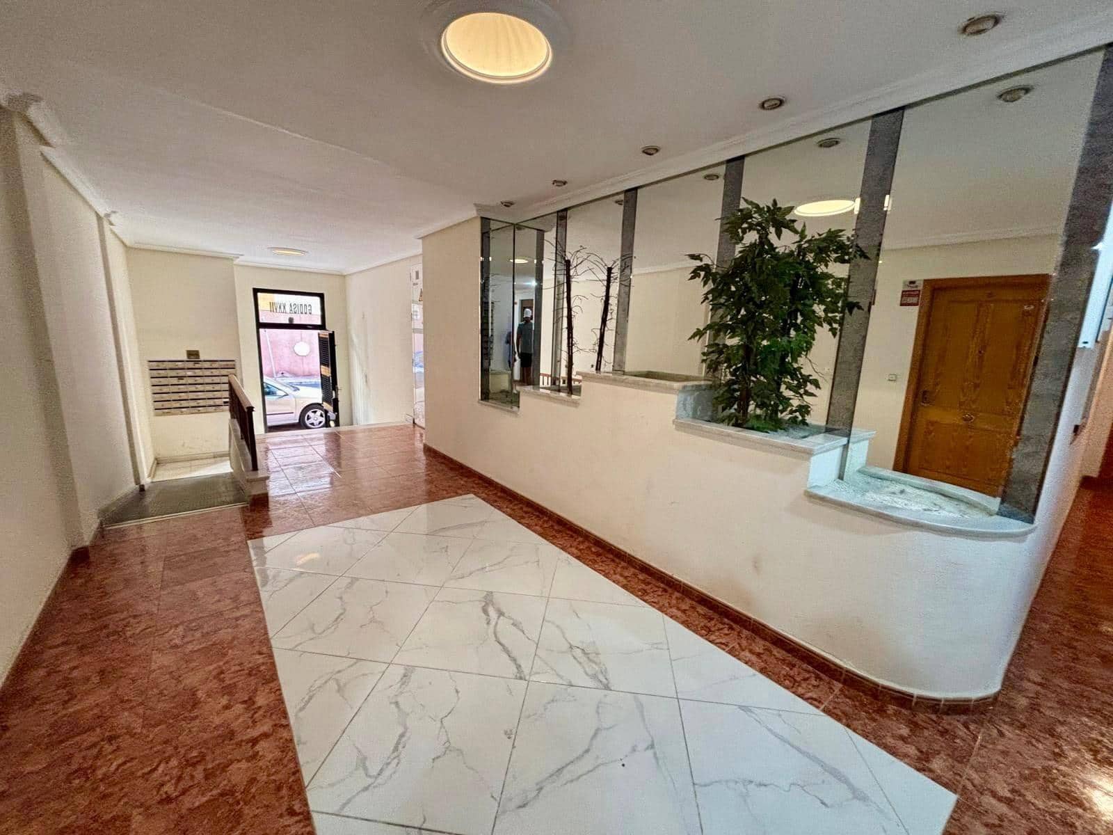 2 bedroom Apartment for sale in Torrevieja - € 120,000 (Ref: 9791007)