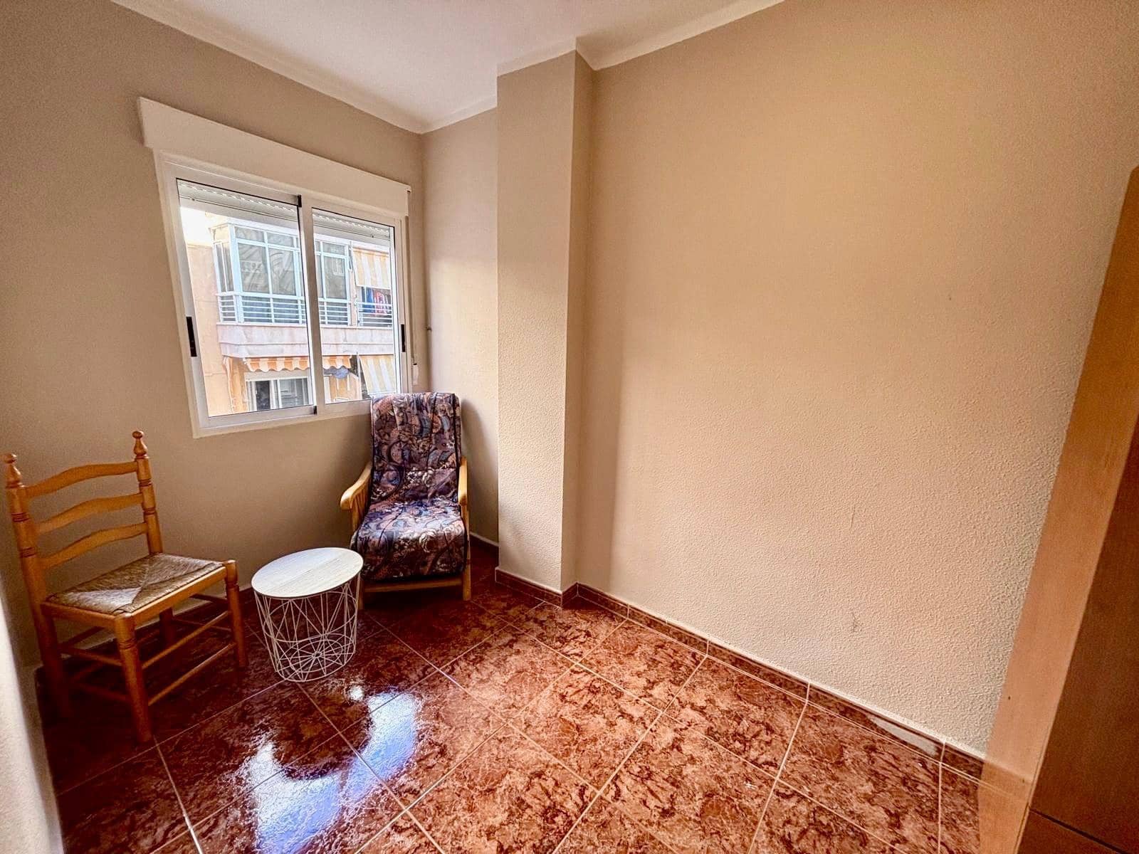 2 bedroom Apartment for sale in Torrevieja - € 120,000 (Ref: 9791007)