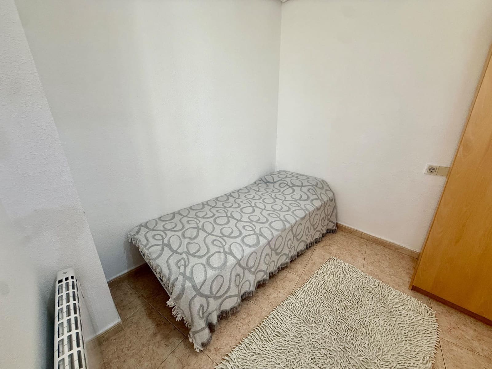 2 sovrum Takvåning till salu i Torrevieja med pool - 139 900 € (Ref: 9799206)