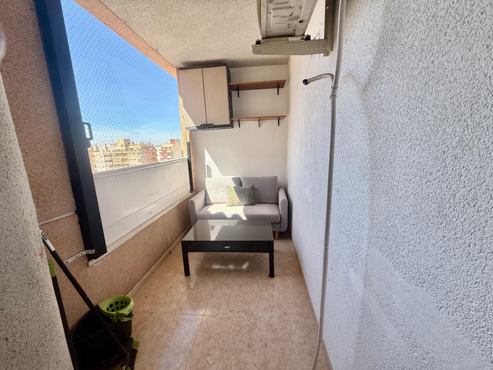 2 sovrum Takvåning till salu i Torrevieja med pool - 139 900 € (Ref: 9799206)