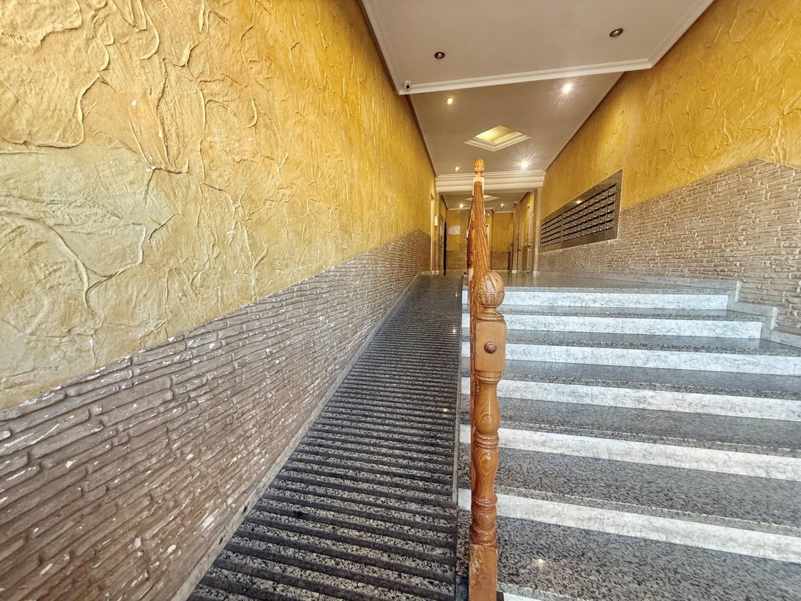 2 sovrum Takvåning till salu i Torrevieja med pool - 139 900 € (Ref: 9799206)