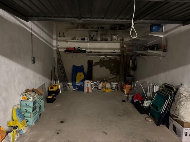 Garage til salg i Aguas Nuevas, Torrevieja - € 16.900 (Ref: 9833614)