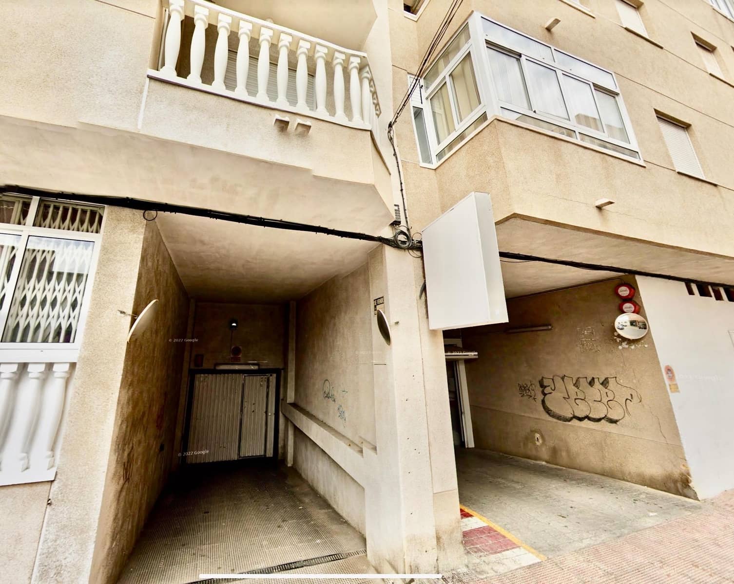 Garage til salg i Torrevieja - € 16.800 (Ref: 9843356)