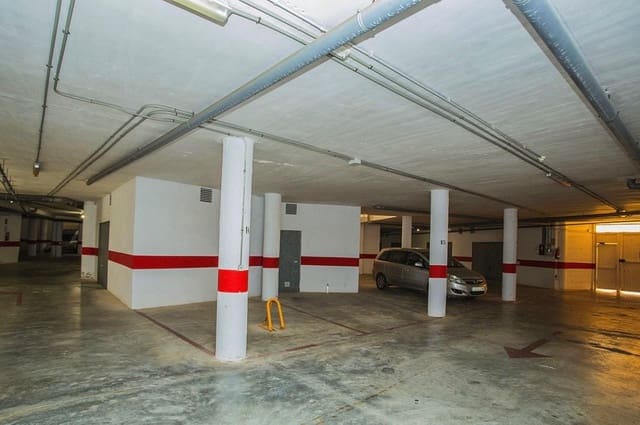 Garage til salg i La Mata, Torrevieja - € 13.900 (Ref: 9849308)