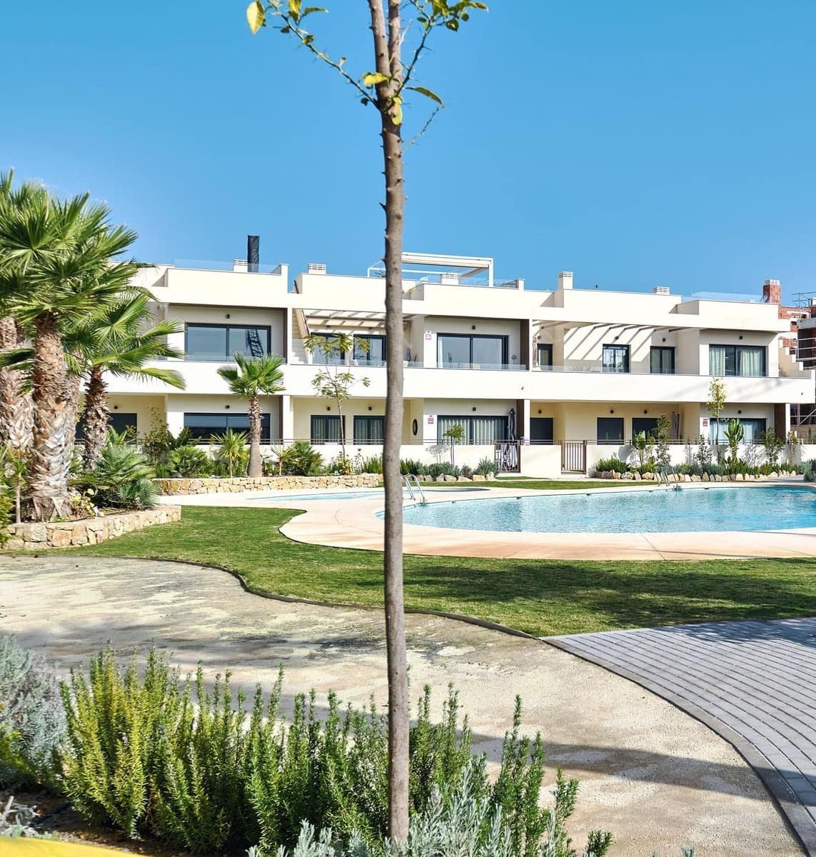 2 bedroom Bungalow for sale in La Veleta with pool - € 365,000 (Ref: 9896292)