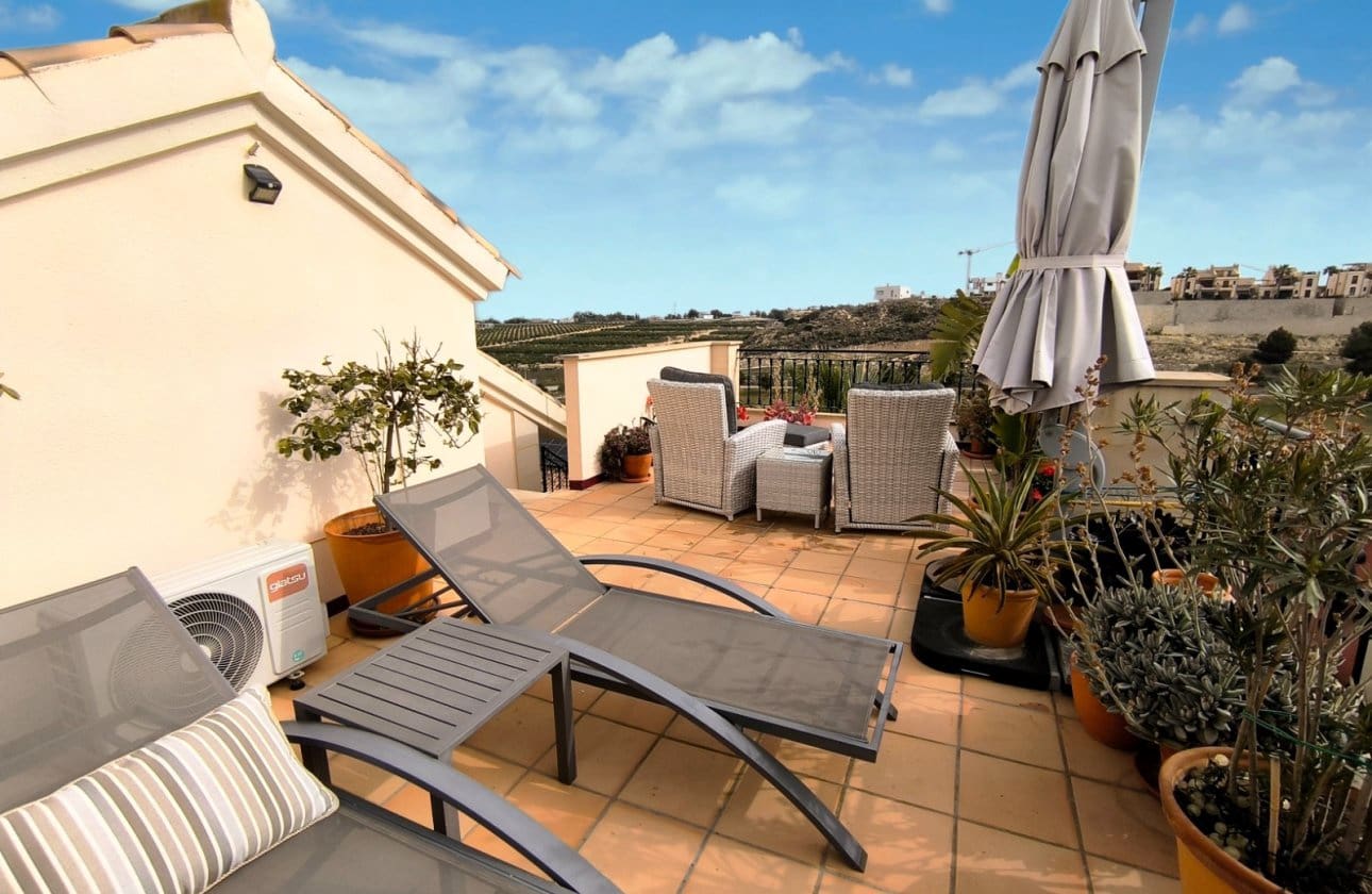 2 bedroom Apartment for sale in Algorfa with pool garage - € 199,950 (Ref: 10009755)