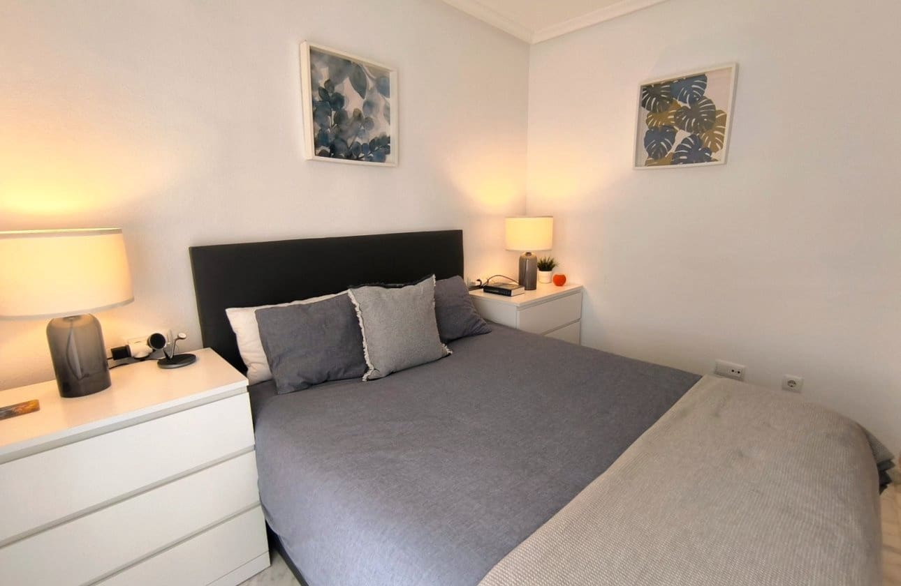 2 bedroom Apartment for sale in Algorfa with pool garage - € 199,950 (Ref: 10009755)