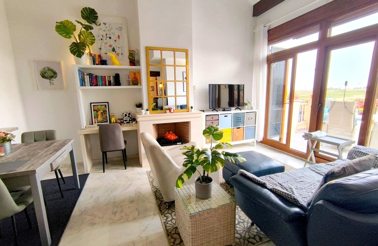 2 bedroom Apartment for sale in Algorfa with pool garage - € 199,950 (Ref: 10009755)