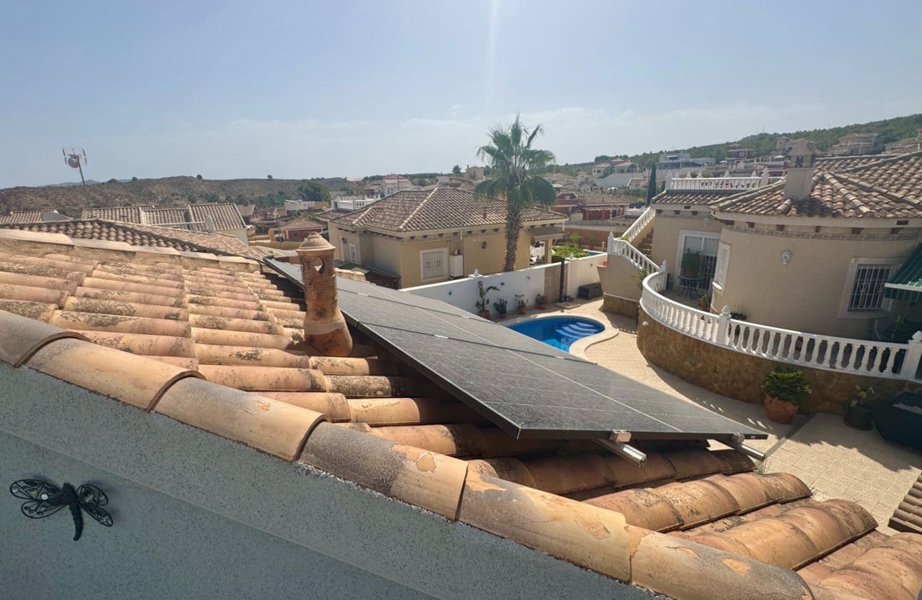 2 bedroom Villa for sale in Bigastro with pool garage - € 273,000 (Ref: 10035635)