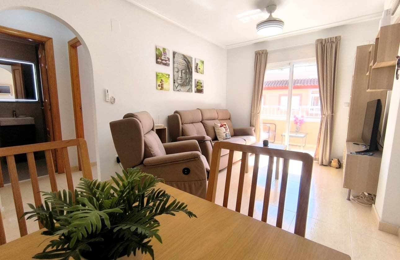 2 Zimmer Apartment zu verkaufen in Algorfa mit Pool Garage - 125.000 € (Ref: 10035723)