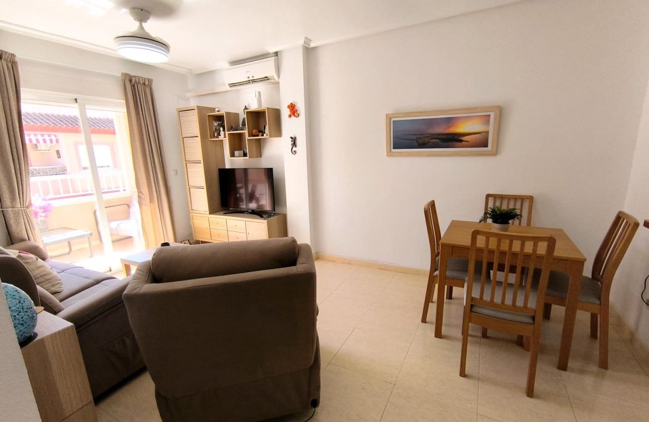 2 Zimmer Apartment zu verkaufen in Algorfa mit Pool Garage - 125.000 € (Ref: 10035723)