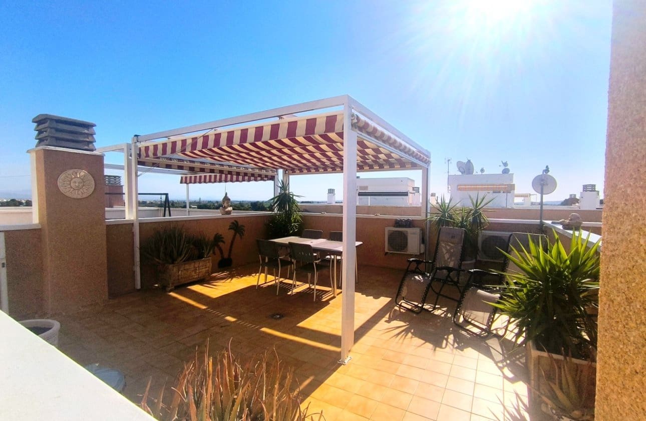 2 Zimmer Apartment zu verkaufen in Algorfa mit Pool Garage - 125.000 € (Ref: 10035723)