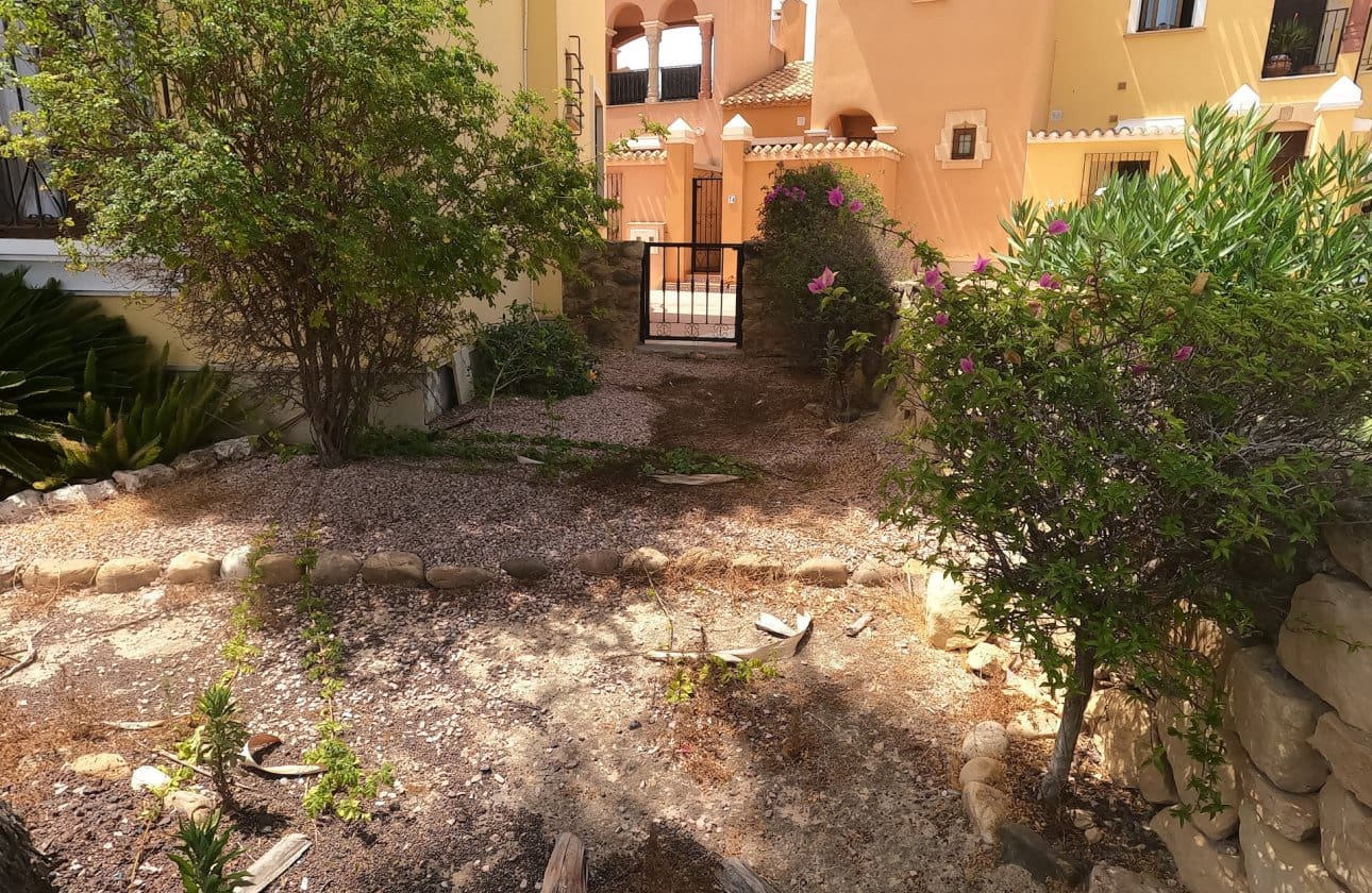 2 soveværelse Lejlighed til salg i Algorfa med swimmingpool garage - € 179.995 (Ref: 10088719)