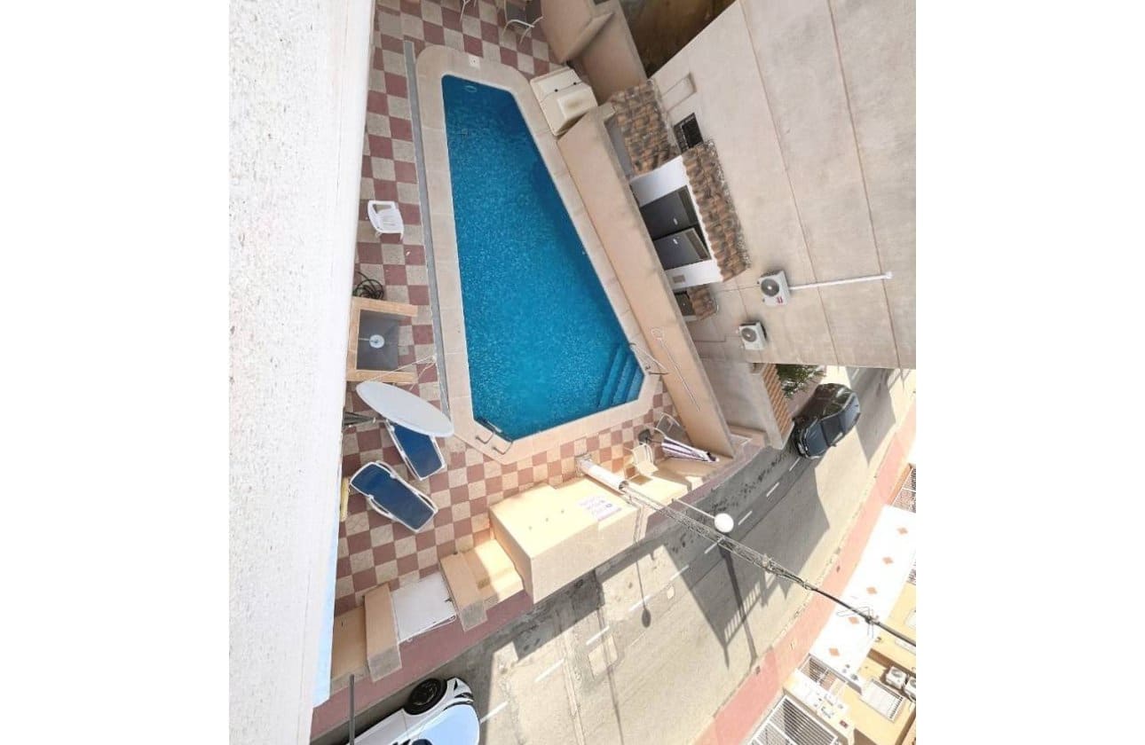 2 soveværelse Lejlighed til salg i La Marquesa med swimmingpool - € 158.000 (Ref: 10088720)