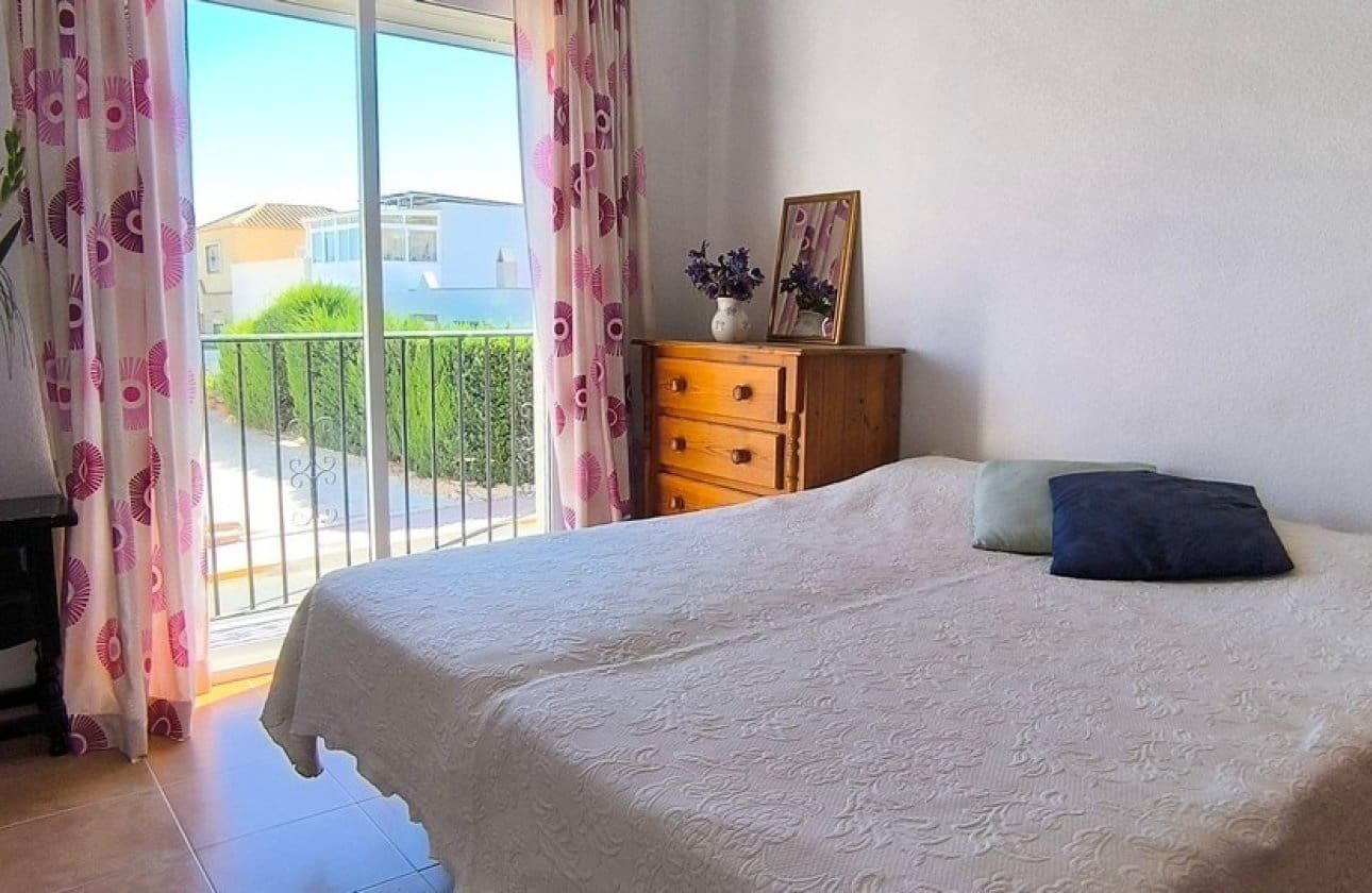 3 sypialnia Willa na sprzedaż w Algorfa z basenem garażem - 225 000 € (Ref: 10118435)