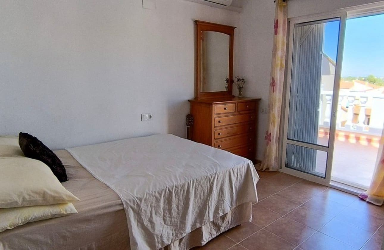 3 sypialnia Willa na sprzedaż w Algorfa z basenem garażem - 225 000 € (Ref: 10118435)