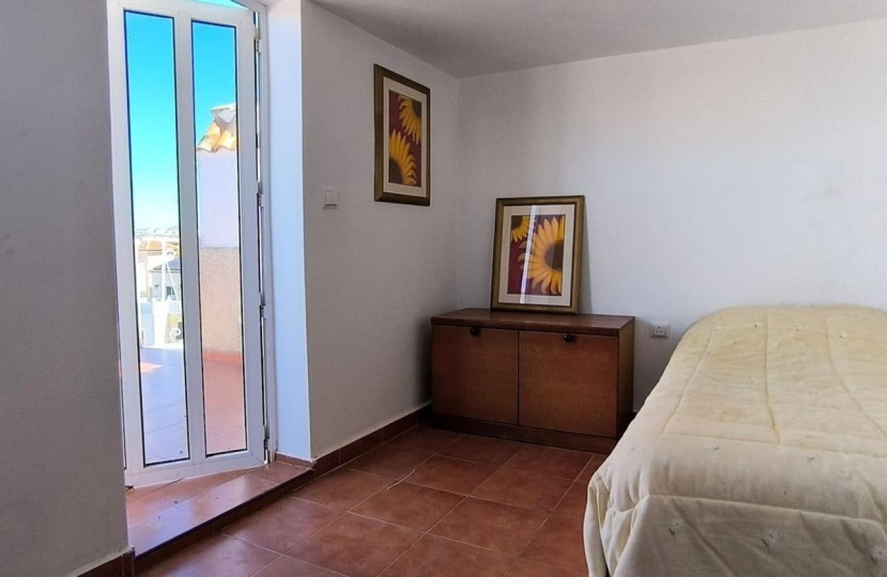 3 sypialnia Willa na sprzedaż w Algorfa z basenem garażem - 225 000 € (Ref: 10118435)