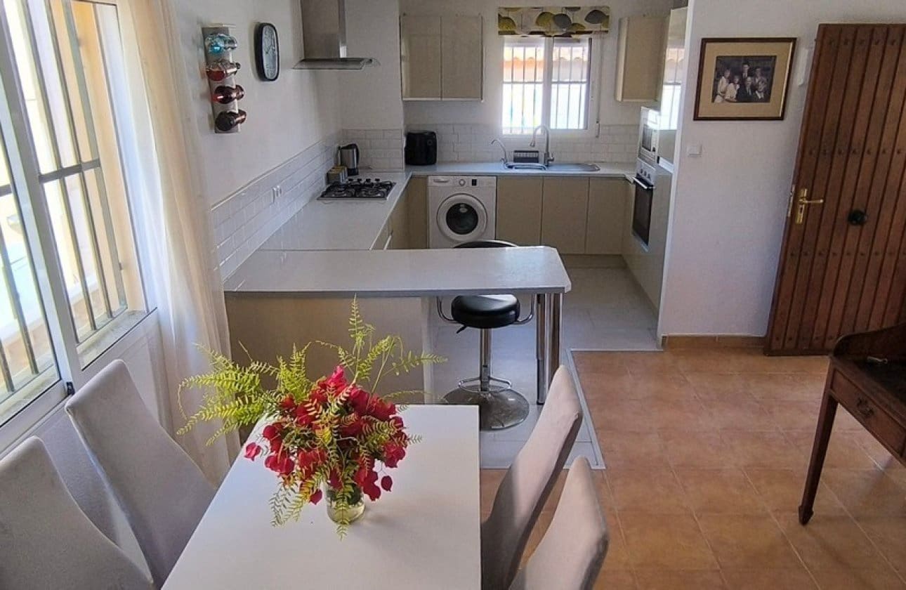 3 sypialnia Willa na sprzedaż w Algorfa z basenem garażem - 225 000 € (Ref: 10118435)
