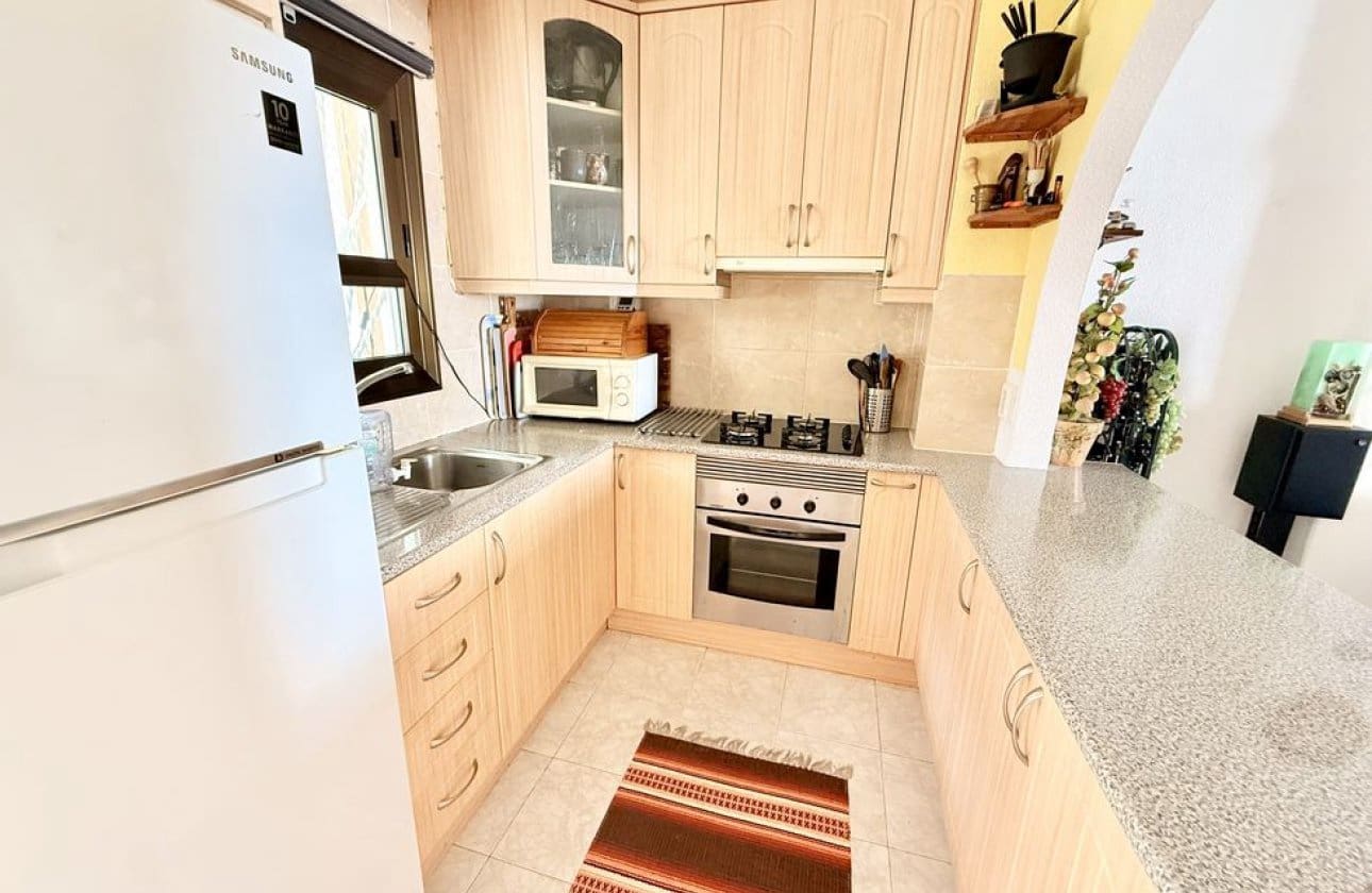 3 soveværelse Byhus til salg i Ciudad Quesada med swimmingpool - € 199.950 (Ref: 10118436)