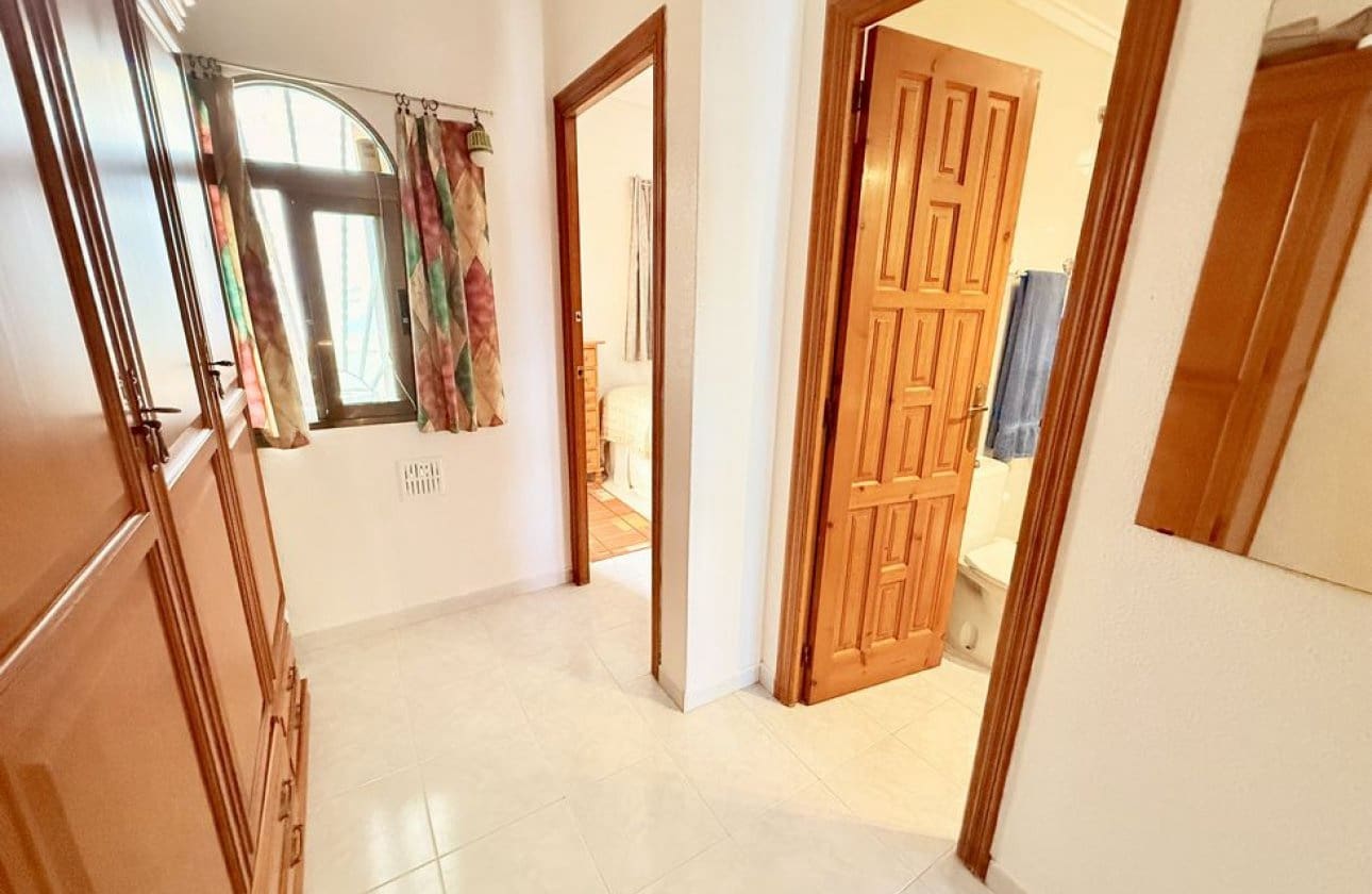 3 soveværelse Byhus til salg i Ciudad Quesada med swimmingpool - € 199.950 (Ref: 10118436)