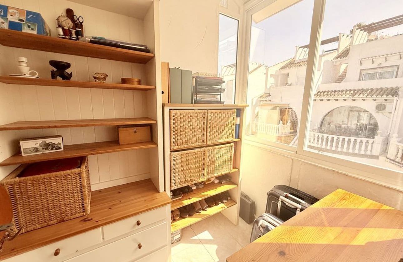 3 soveværelse Byhus til salg i Ciudad Quesada med swimmingpool - € 199.950 (Ref: 10118436)