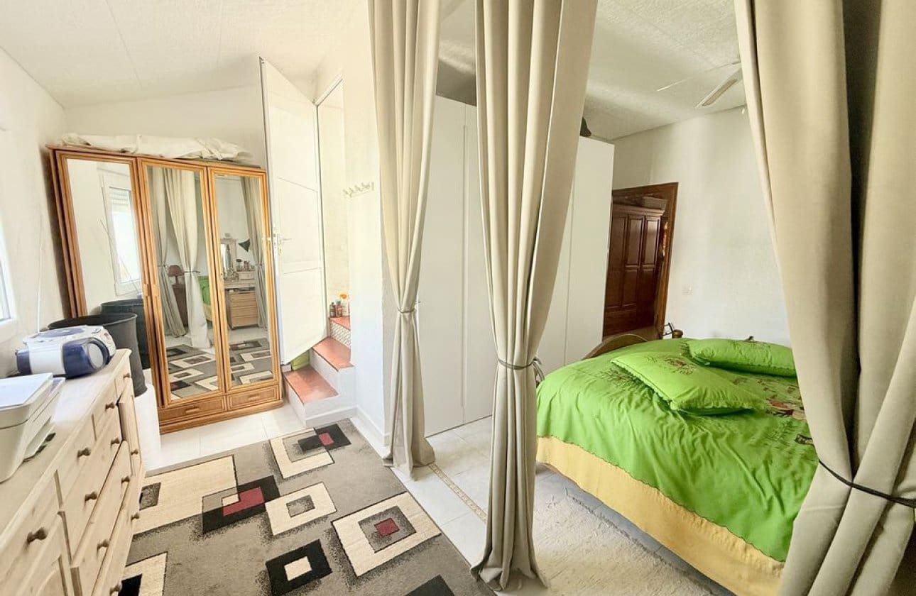 3 soveværelse Byhus til salg i Ciudad Quesada med swimmingpool - € 199.950 (Ref: 10118436)