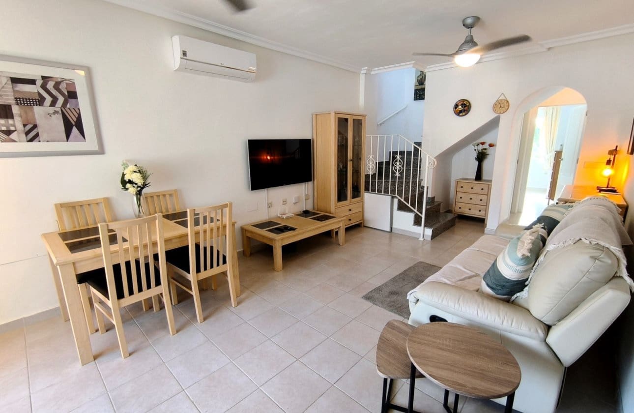 2 chambre Appartement à vendre à Jacarilla avec piscine garage - 139 950 € (Ref: 10125017)