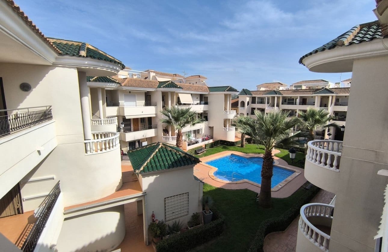 2 chambre Appartement à vendre à Jacarilla avec piscine garage - 139 950 € (Ref: 10125017)