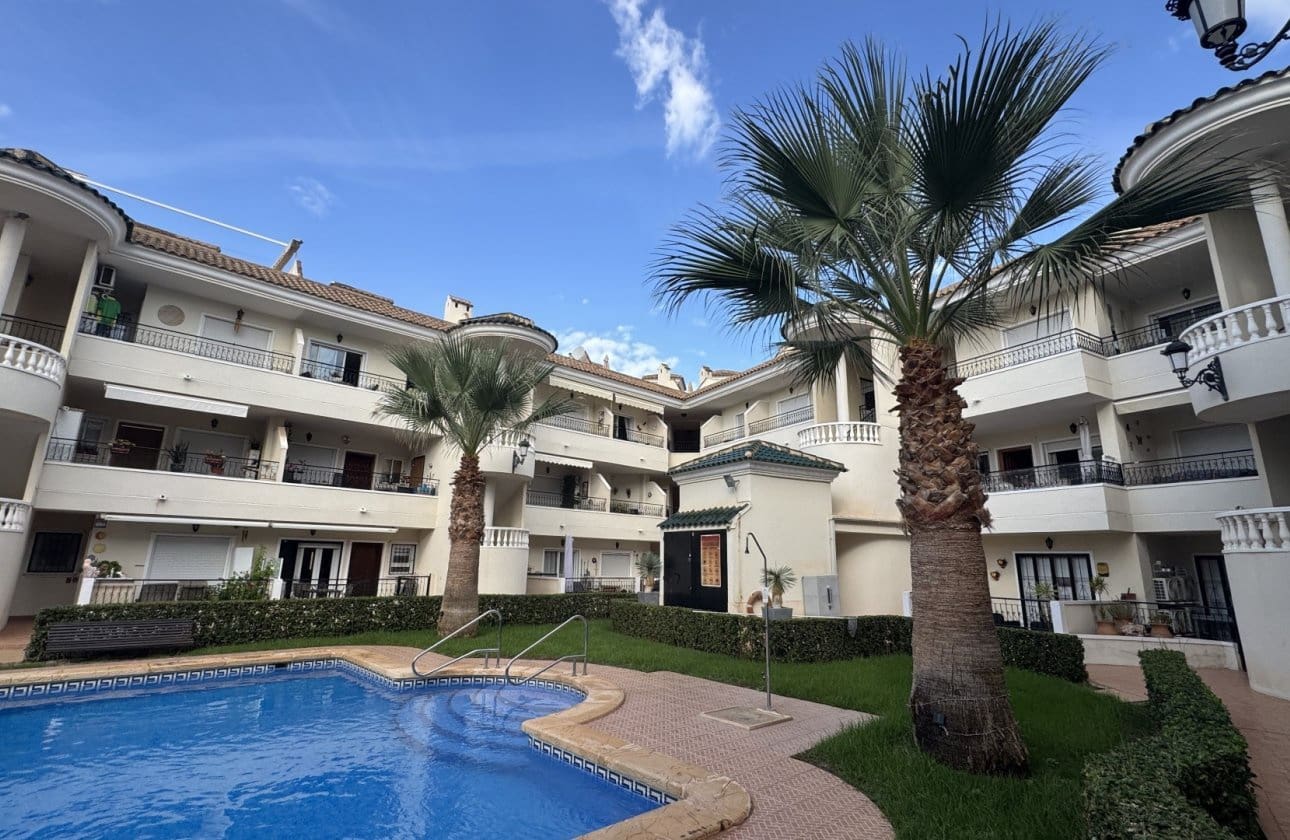 2 chambre Appartement à vendre à Jacarilla avec piscine garage - 139 950 € (Ref: 10125017)