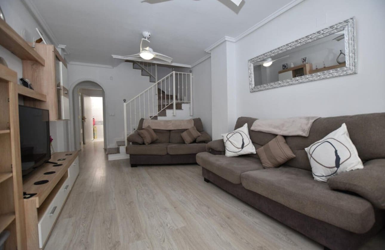 2 Zimmer Haus zu verkaufen in Algorfa mit Pool - 139.950 € (Ref: 10148183)