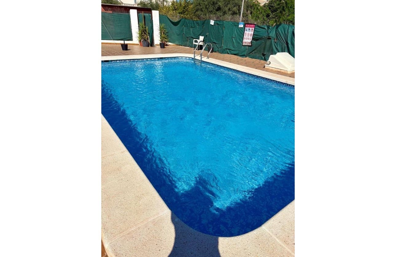 2 soveværelse Lejlighed til salg i Orihuela med swimmingpool - € 115.000 (Ref: 10179392)