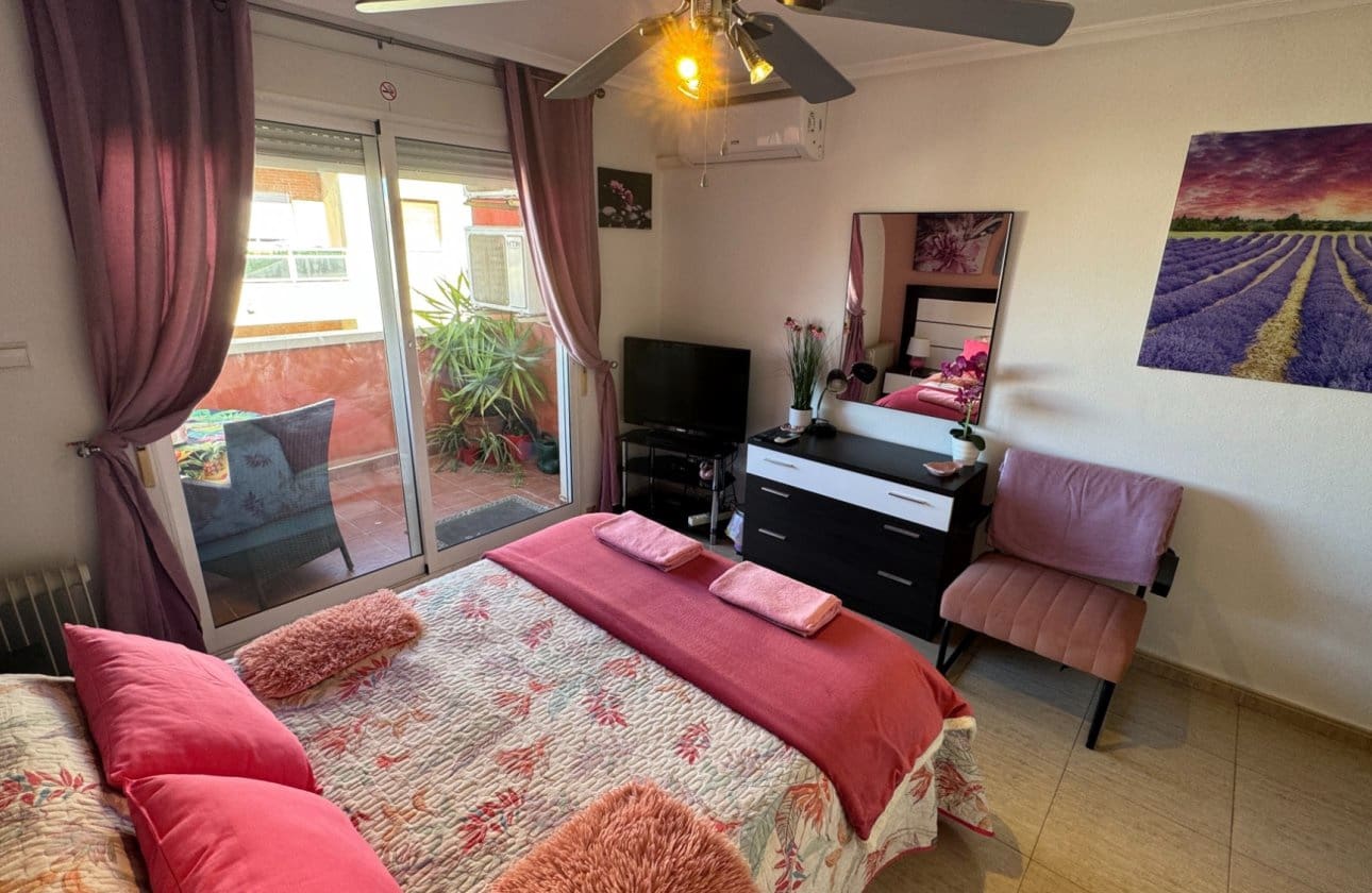 3 Zimmer Apartment zu verkaufen in Almoradi mit Pool - 158.000 € (Ref: 10179393)